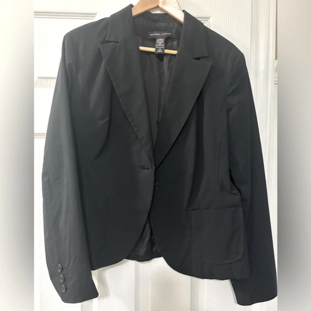 New York & Company stretchy suit jacket.